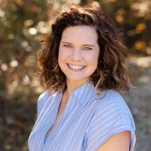 Jacquelyn Peske Bio Picture