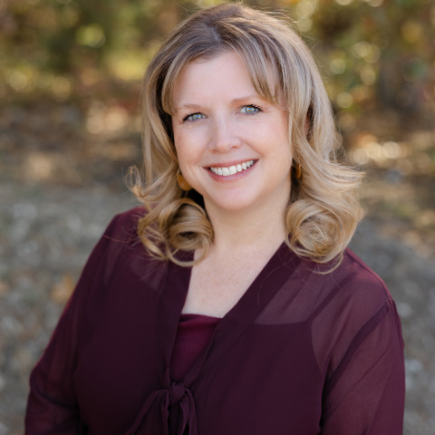 Mandy Mathews Bio Picture